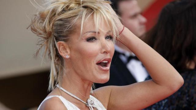 Ophélie Winter victime d'un accident de voiture