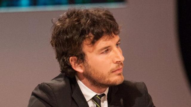 Forti critiche arrivano da Diego Fusaro nei confronti di Rubio, Elkann e Fuksas