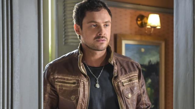 Chiclete armará um plano para salvar Vivi de Camilo