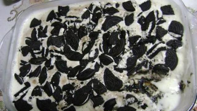 Pavê de chocolate branco com Negresco para celebrar o natal