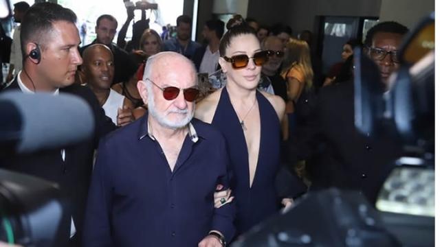 Comoção marcou cremação do corpo de Jorge Fernando