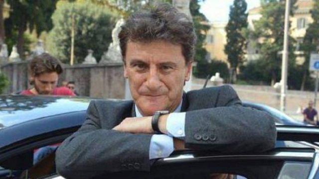 Malore per Giorgio Tirabassi, l’attore è stato ricoverato d’urgenza 