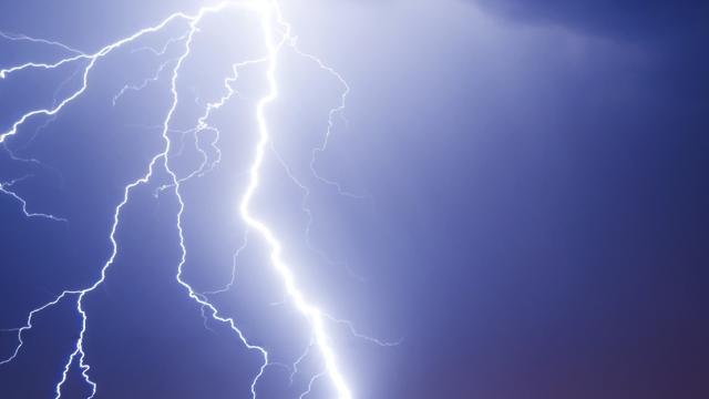 Venezia, maltempo: I cittadini protestano contro l'inefficienza del Mose