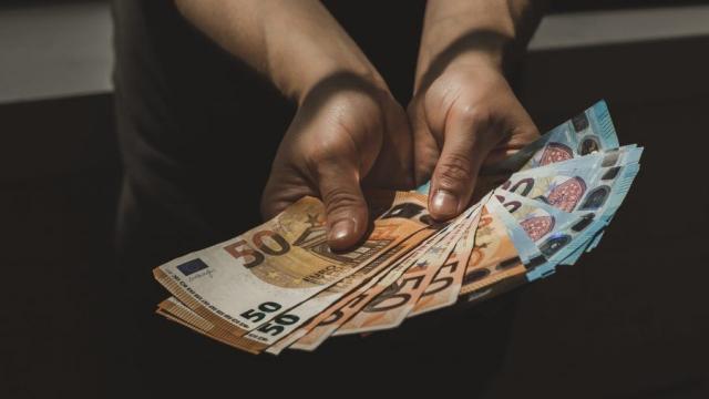 Tredicesima personale scolastico, esigibile a partire dal 13 dicembre