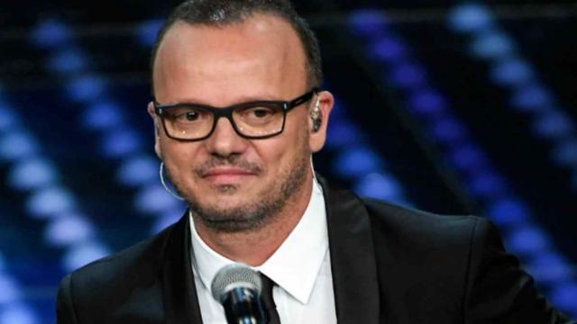 Vent’anni che siamo italiani, i social criticano la gaffe di Gigi D'Alessio: 'Battutaccia'