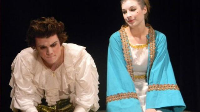 Interview with talented European actress Jana Holkova