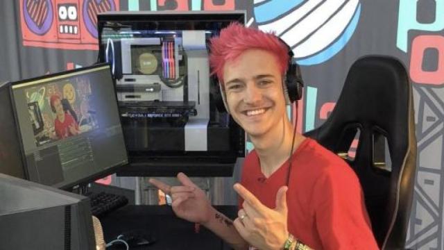 Ninja responds to Dakotaz' tweet about 'Fortnite Battle Royale'