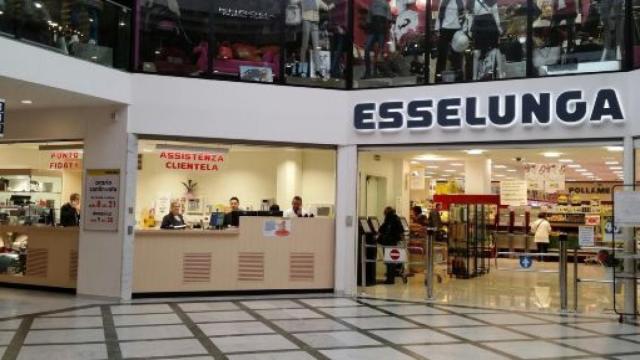 Assunzioni Esselunga: ricercati addetti alla sorveglianza, cassieri e allievi responsabili