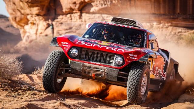 Carlos Sainz, una leggenda del rally vince la sua terza Dakar