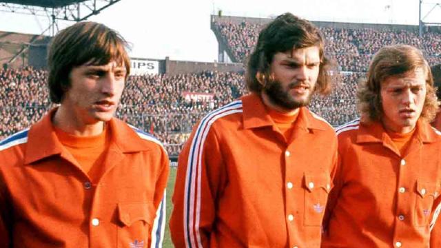 Addio a Barry Hulshoff, pilastro del 'calcio totale'