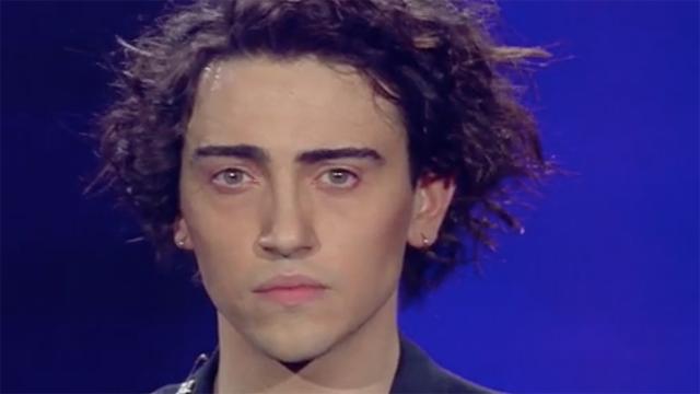 Michele Bravi annuncia l'uscita del nuovo lavoro discografico, 'La geografia del buio' 