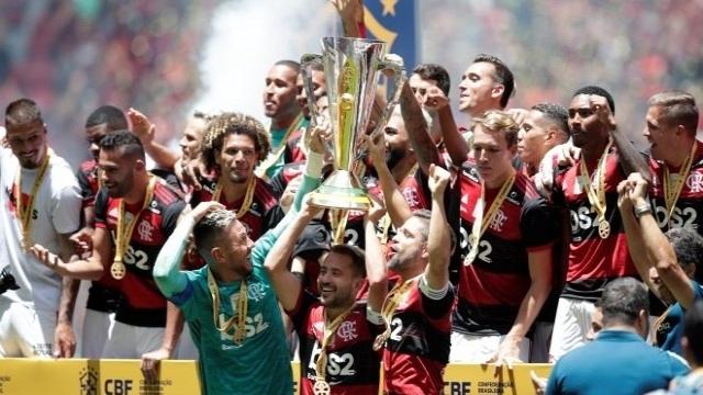 Com dias baixas, Flamengo divulga relacionados para a Recopa Sul-Americana