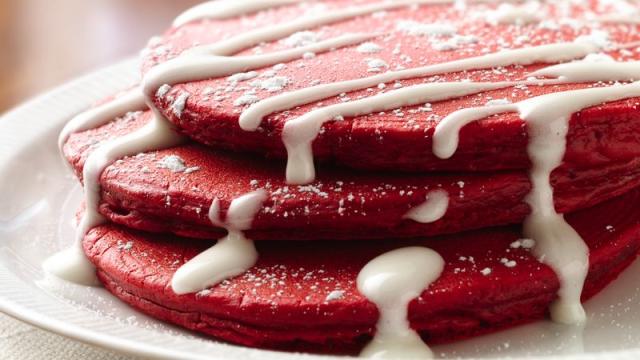 Delicious red velvet pancakes with cream cheese recipe