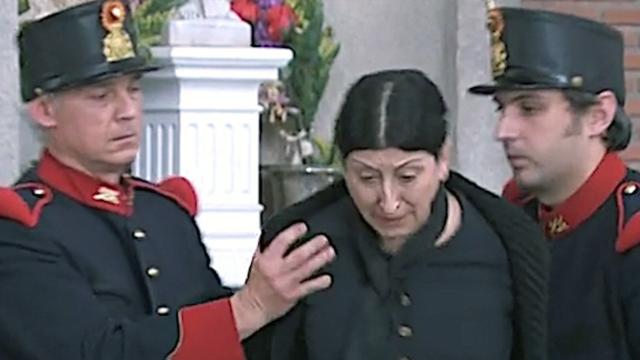 Una Vita, trame al 28 febbraio: Ursula viene arresta per l'omicidio di Fra Guillermo