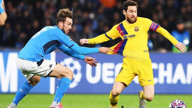 Pela UEFA Champions League, Napoli e Barcelna ficam só no empate