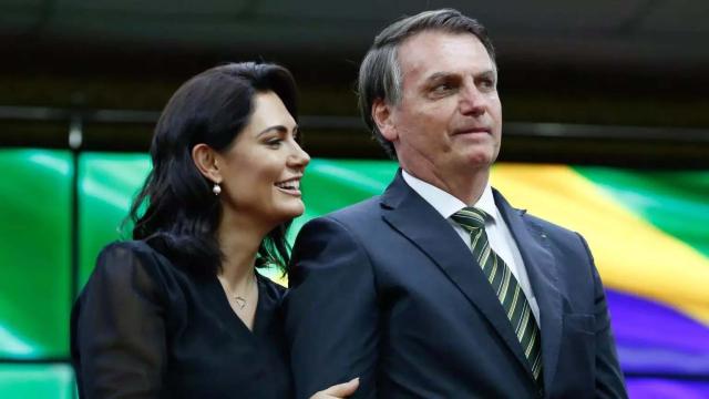 Após escândalo, Osmar Terra nega que tenha romance com Michelle Bolsonaro