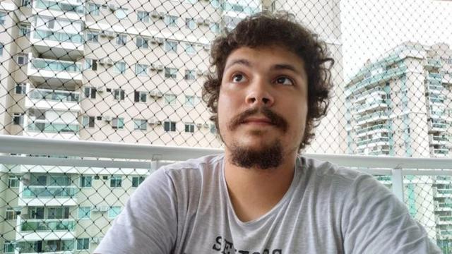 Jovem diz que durente entrevista de emprego selecionador perguntou de qual signo ele era