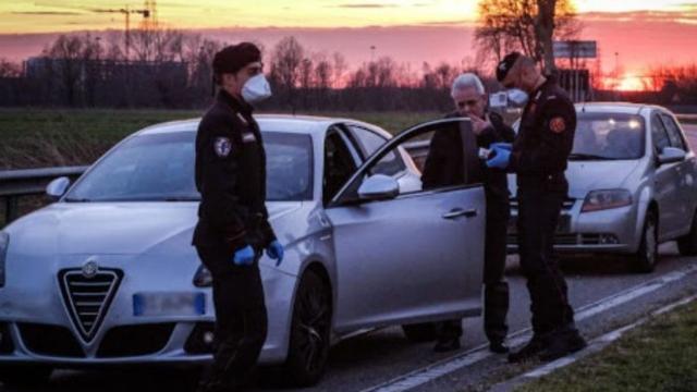 Coronavirus, arriva l'autocertificazione scaricabile tramite app