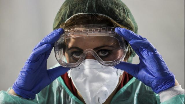 Coronavirus: i sindacati denunciano la mancanza di adeguate protezioni per i sanitari