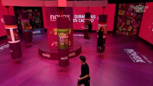 'BBB20': Prior é eliminado da prova de resistência e é parabenizado