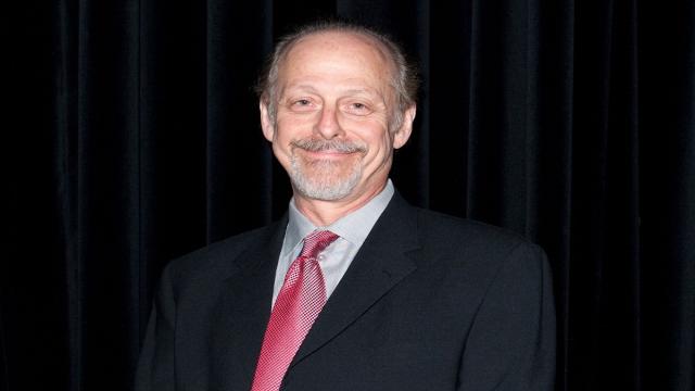 'Crocodile Dundee' actor Mark Blum, 69, dies of coronavirus