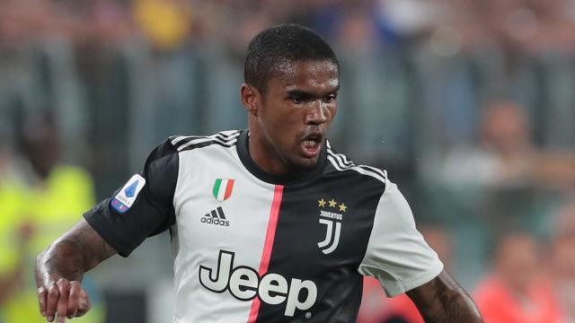 Coronavirus, Douglas Costa: 'Non so quando tornerà a Torino'