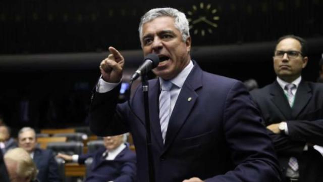 Major Olímpio protocola pedido de impeachment contra João Doria