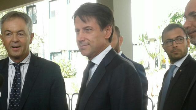 Opinioni, cresce la popolarità del premier Giuseppe Conte 