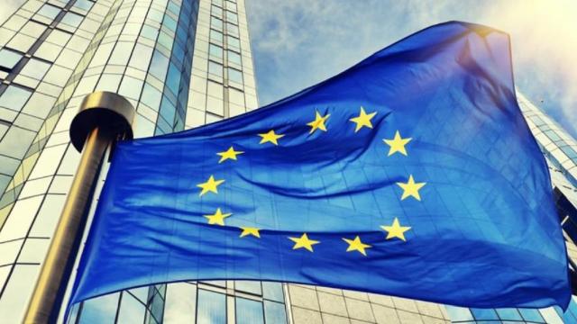 Europa: fumata nera per il MES, atteso domani nuovo summit