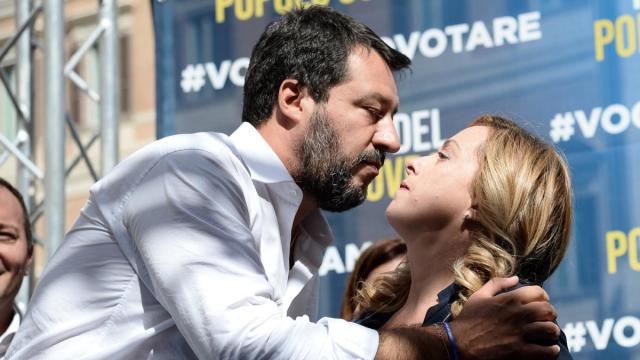 Movimento Sardine contro Salvini e Meloni: 'Minano la tenuta del Paese'