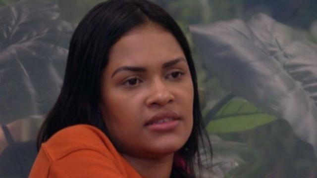 Bebedeiras e confusões: a trajetória de Flayslane no big brother