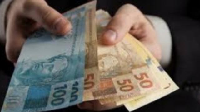 Nos dias 16 e 17 de março, mais pessoas poderão sacar o auxílio emergencial