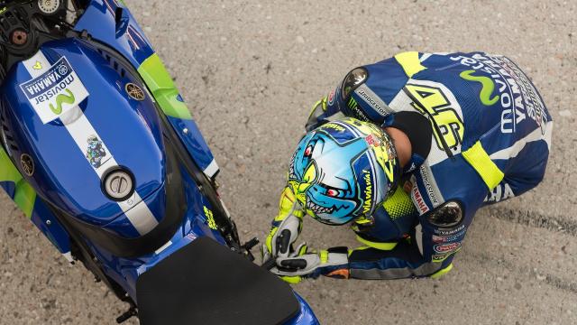 Valentino Rossi: in una diretta Instagram con Bobo Vieri ha parlato del suo futuro incerto