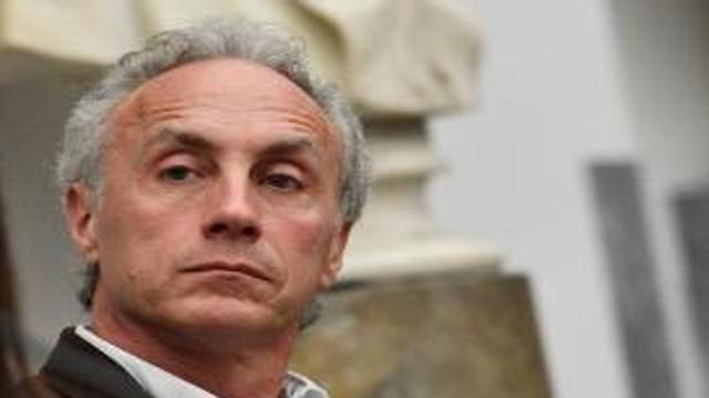 Travaglio contro Bertolaso: 'Non ha fatto nulla a parte contagiarsi'