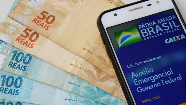 Auxílio Emergencial: Ampliação é aprovada, dando o benefício para mais trabalhadores