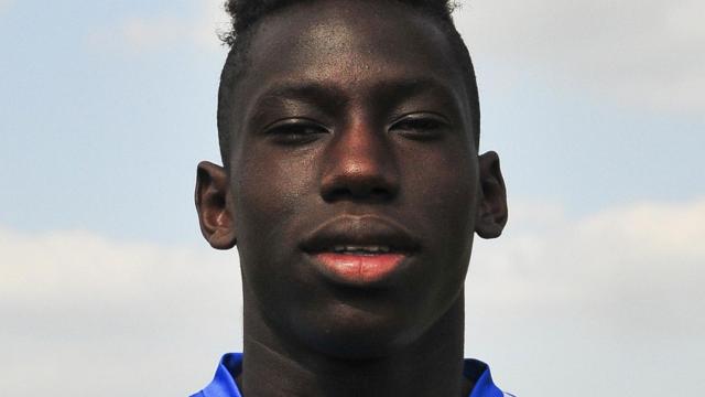 Junior Sambia positivo al coronavirus: migliorano le condizioni del centrocampista