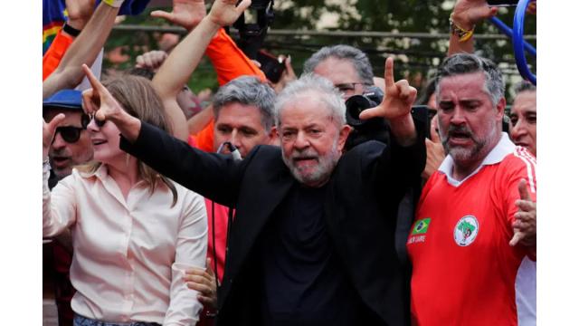 Em dia de mais de mil mortos, Lula vê lado positivo no Coronavírus