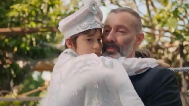 Spoiler La forza di una donna, Nezir abbraccia per l'ultima volta Doruk