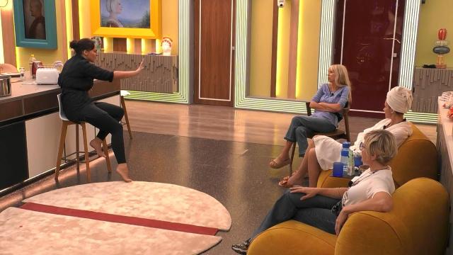 Grande Fratello Vip, l'atteggiamento di Francesca Manzini crea attriti nella Casa
