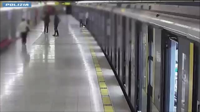 Milano. rapina e pestaggio in metropolitana: arrestati i presunti responsabili