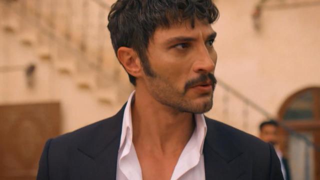Anticipazioni de L'erede: Sultan si sfila l'anello nuziale e lo consegna a Serhat