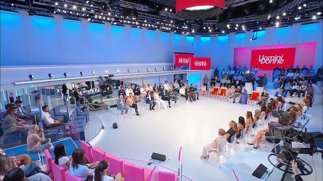 Anticipazioni Uomini e donne: Giacomo vuole conoscere l'ex corteggiatrice di Ciro